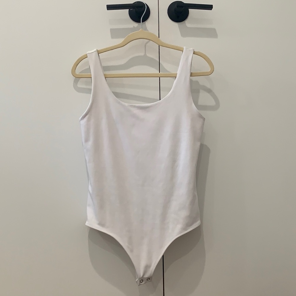 Express body contour bodysuit